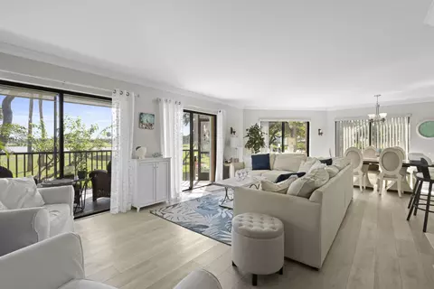 233 NEdgewater Dr #104, Stuart, FL 34996