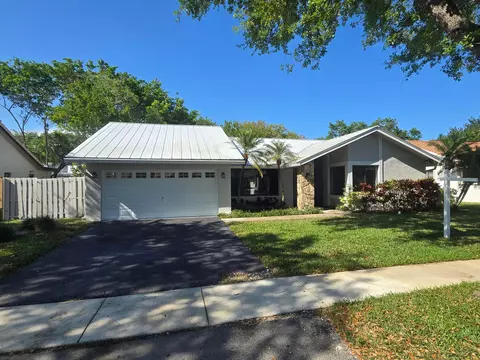 10207 NW 7th Ct, Plantation, FL 33324