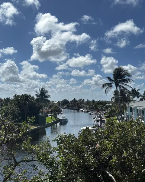 801 S Federal Hwy #301, Pompano Beach, FL 33062