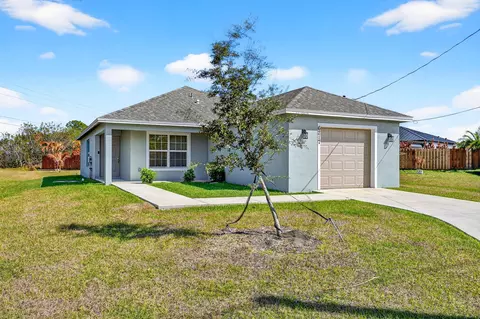 6217 NW Gatun Ct, Port Saint Lucie, FL 34986