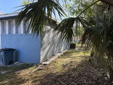 Exterior - 414 Spring Ave, Arcadia, FL 34266 photo 5 of 7