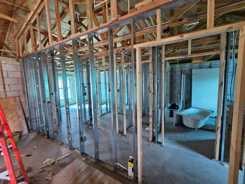 Entry Way - 3671 NW 16th Ave, Okeechobee, FL 34972 photo 3 of 5