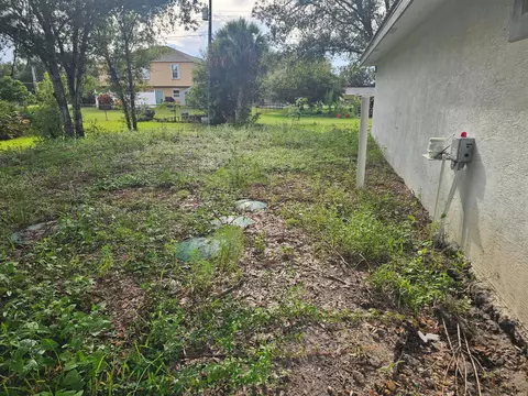 Exterior - 3671 NW 16th Ave, Okeechobee, FL 34972 photo 4 of 4