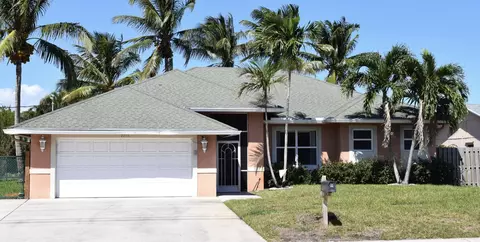 2215 Hypoluxo Rd, Lantana, FL 33462