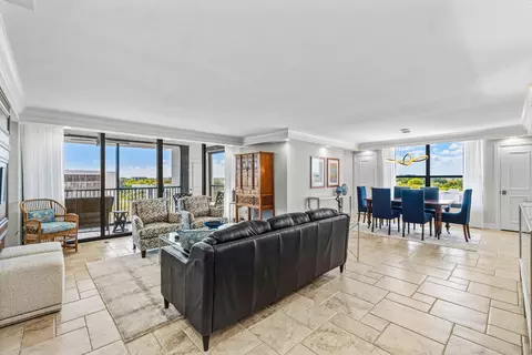 20090 Boca West Dr #381, Boca Raton, FL 33434