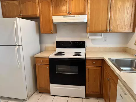 2721 N Pine Island Rd #301, Sunrise, FL 33322