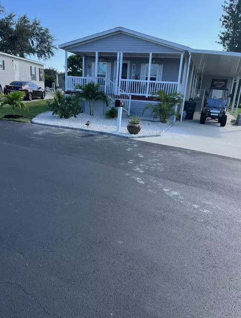 88 Sandhill Blvd, Fort Pierce, FL 34982