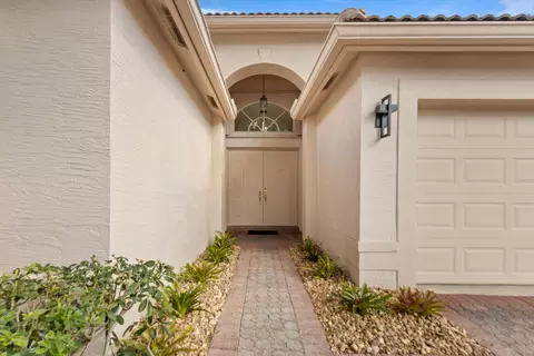 11184 Kaui Ct, Boynton Beach, FL 33437