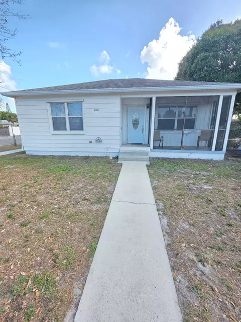 700 57th St, West Palm Beach, FL 33407
