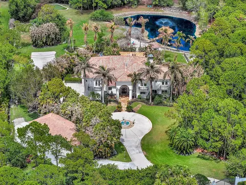 2584 SE Ranch Acres Cir, Jupiter, FL 33478