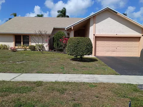 7401 NW 49th Ct, Lauderhill, FL 33319
