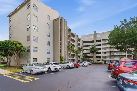 3920 Inverrary Blvd #403C, Lauderhill, FL 33319