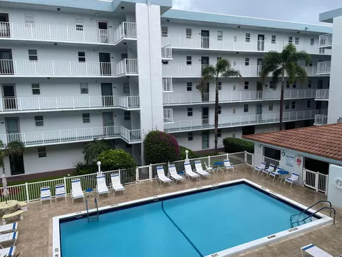 4629 Poinciana St #409, Lauderdale By The Sea, FL 33308