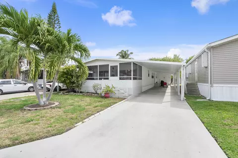 5490 SW 32nd Ter, Fort Lauderdale, FL 33312
