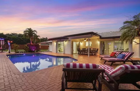 21661 Sonoma Ct, Boca Raton, FL 33433