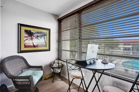 2901 E Sunrise Lakes Dr E #305, Sunrise, FL 33322