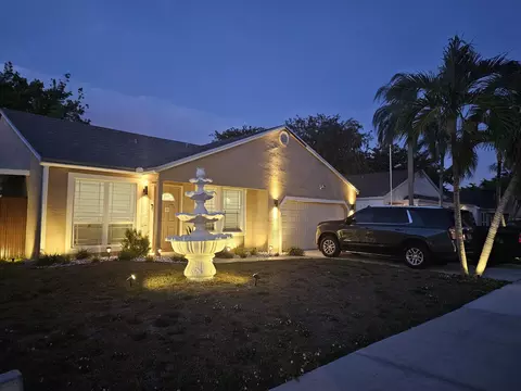 13431 SW 9th Pl, Davie, FL 33325