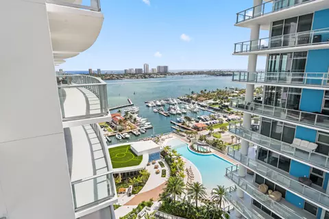 220 Lake Shore Dr #1823, Lake Park, FL 33403