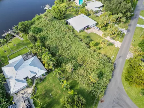 15340 SW Palm Dr, Indiantown, FL 34956