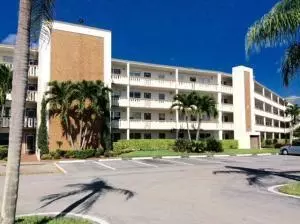 4037 Hythe C, Boca Raton, FL 33434