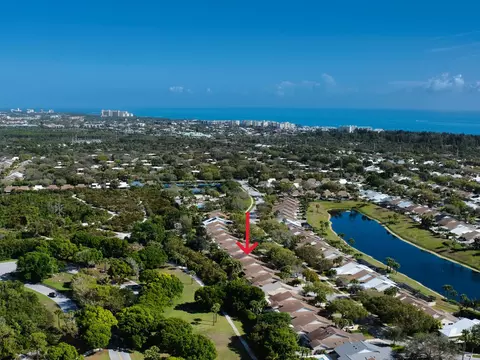 View/Area - 232 River Park Dr, Jupiter, FL 33477 photo 7 of 8