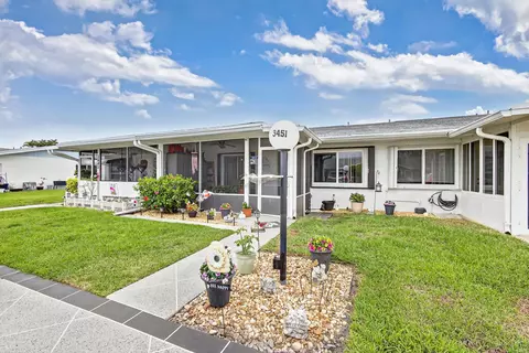3451 Americo Dr, West Palm Beach, FL 33417