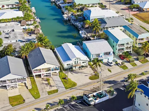 View/Area - 350 E Ocean Dr #KEY COLONY, Key Colony Beach, FL 33051 photo 8 of 16