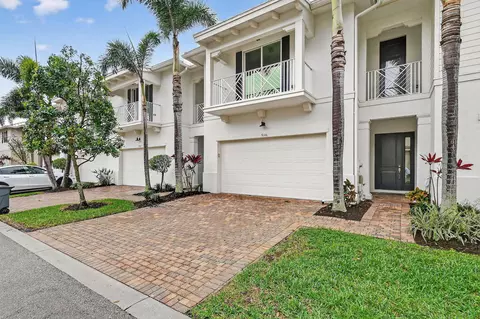 5146 Hamilton Ct, Palm Beach Gardens, FL 33418