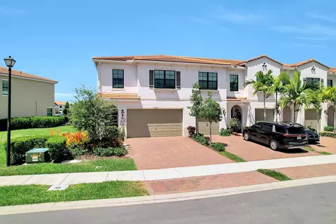 10043 Akenside Dr, Boca Raton, FL 33428