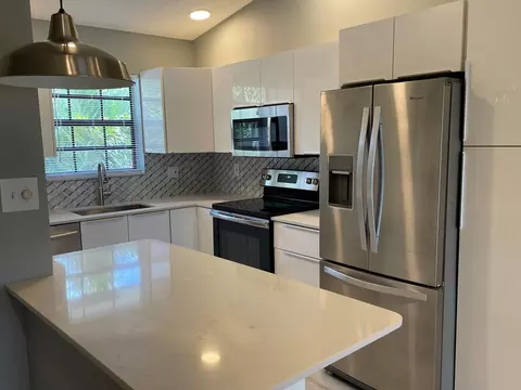 2800 Palmwood Ter #P221, Boca Raton, FL 33431