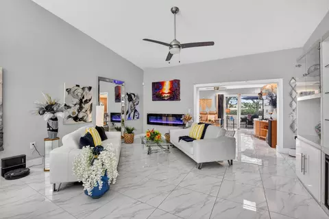 2683 Emerald Way N, Deerfield Beach, FL 33442