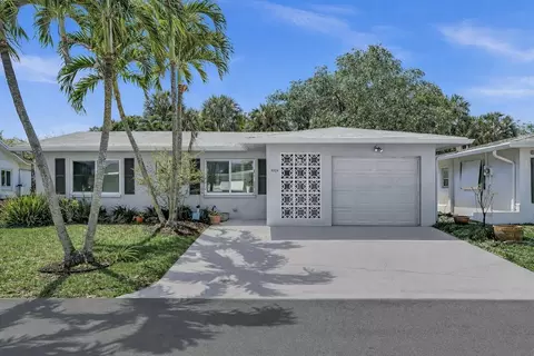 4504 NW 47th Ter, Tamarac, FL 33319