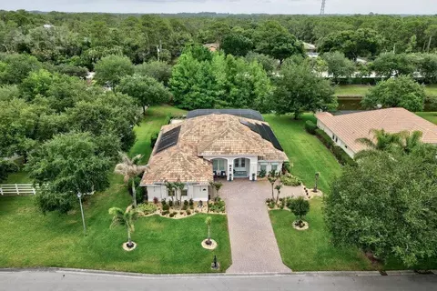 8260 Meredith Pl, Vero Beach, FL 32968