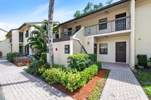 3039 Carambola Cir #3039, Coconut Creek, FL 33066