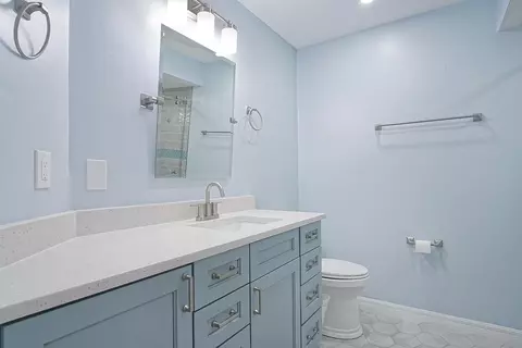 Bath - 6041 SE Landing Way, Stuart, FL 34997 photo 4 of 5
