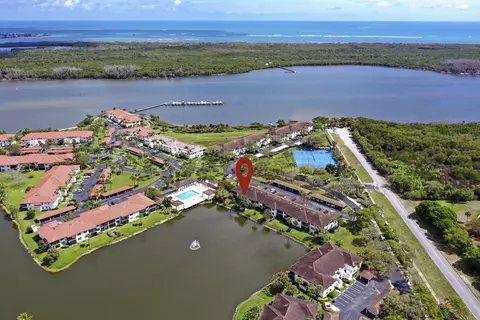 View/Area - 6041 SE Landing Way, Stuart, FL 34997 photo 2 of 7