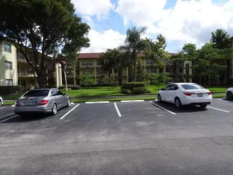 151 SW 135th Ter #303T, Pembroke Pines, FL 33027