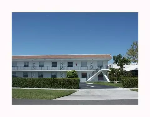227 Castlewood Dr #207, North Palm Beach, FL 33408