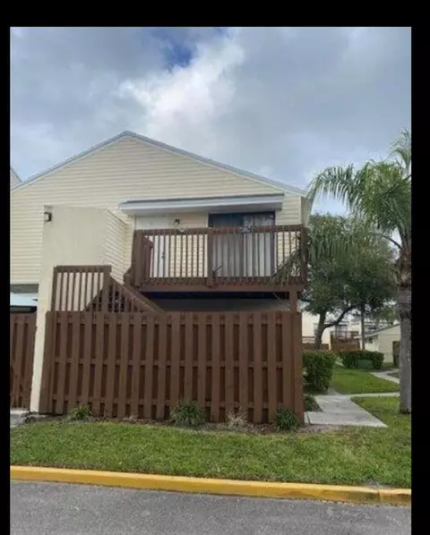 637 Executive Center Dr #N205, West Palm Beach, FL 33401