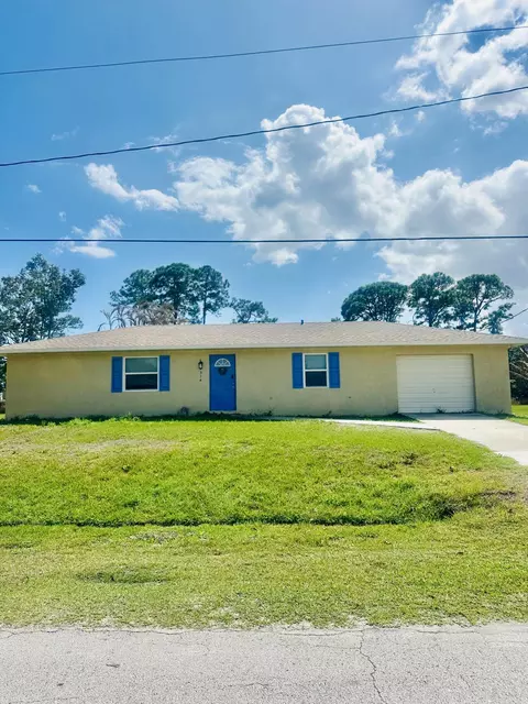 314 SEvergreen Ter, Port Saint Lucie, FL 34983