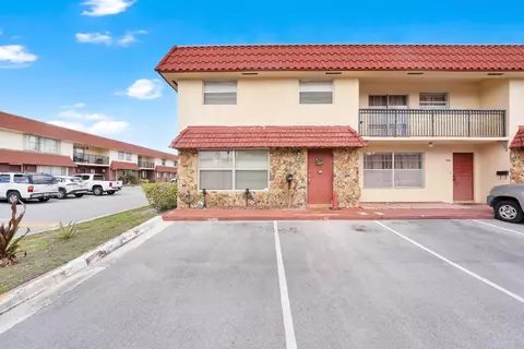 6679 SW 41st Ct #1, Davie, FL 33314