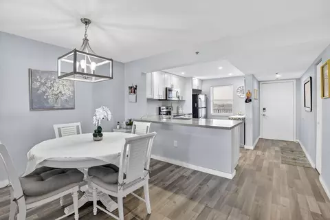 3910 Inverrary Blvd #802B, Lauderhill, FL 33319