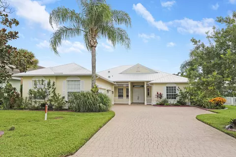 152 NW Magnolia Lakes Blvd, Port Saint Lucie, FL 34986