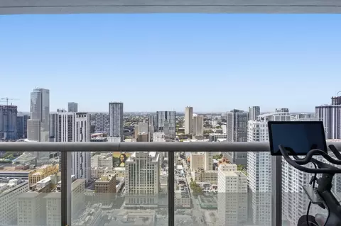 50 Biscayne Blvd #4603, Miami, FL 33132
