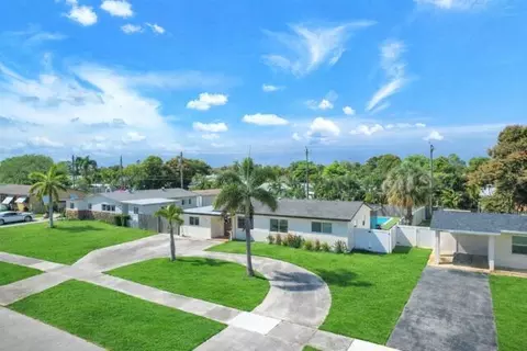 731 W Ilex Dr, West Palm Beach, FL 33403