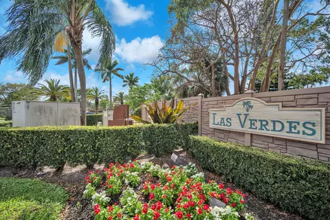 5073 Forsythia St, Delray Beach, FL 33484
