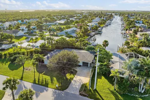 2611 Flotilla Ter, Fort Pierce, FL 34949