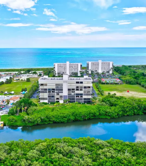 5059 N Hwy A1a #701, Fort Pierce, FL 34949