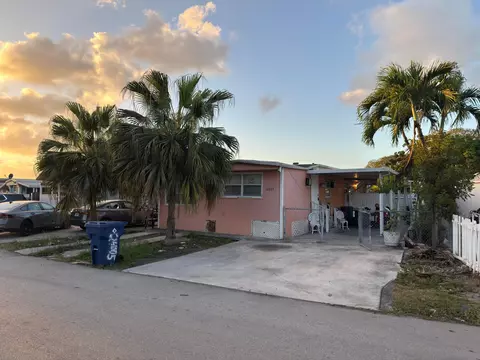 12877 SW 10th St, Miami, FL 33184