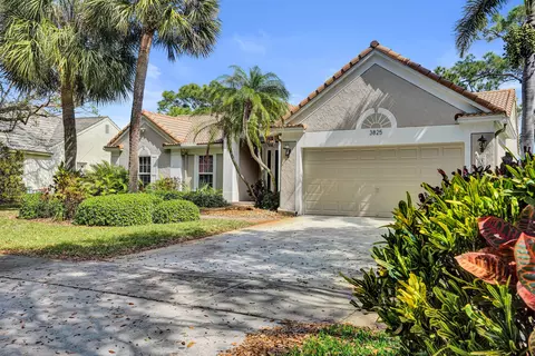 3825 Sabal Lakes Rd, Delray Beach, FL 33445